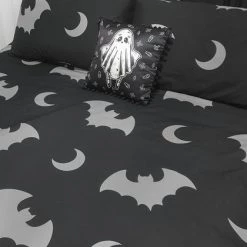 Budget 👏 HELLS BLANKETS Bats Creature Of The Night | QUEEN QUILT SET 🤩 -Halloween Decor Sale 20210706 192629 db4271e2 2f6e 4492 bb94 73aa58b9dd8f 700x700