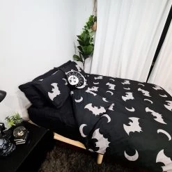 Promo ❤️ HELLS BLANKETS Bats Creature Of The Night | KING QUILT SET* ✔️ -Halloween Decor Sale 20210708 185652 a0a5ae47 67ee 4f78 8a18 2faf0f5956bb 700x700