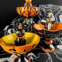 New 👏 JOHANNA PARKER Cats Black Cat | TREAT STAND 🔥 -Halloween Decor Sale 20221018 125406 d41cb5e2 f5ff 4159 8ad1 820cfda91d51 700x700