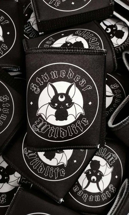 Deals ๐งจ BESERK CLOTHING Bats Stonedeaf | CHARITY DRINK COOLER โจ 6 Deals ๐งจ BESERK CLOTHING Bats Stonedeaf | CHARITY DRINK COOLER โจ - Image 4