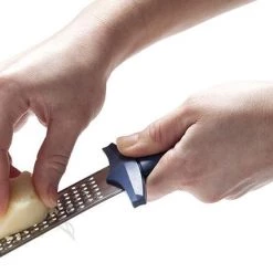 Best Pirce ✔️ PELEG DESIGN All Gratiator | CHEESE GRATER 🛒 -Halloween Decor Sale Gratiator CHEESE GRATER 11 700x700