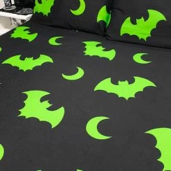 Wholesale ⭐ HELLS BLANKETS Bats Creature Of The Night [Toxic] | KING QUILT SET* ⌛ -Halloween Decor Sale Hells Blankets Creature of the Night Toxic 03 f5d196ec 0e2b 43b6 89ab 1d042ed8e4de 700x700