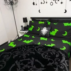 Hot Sale ✔️ HELLS BLANKETS Bats Creature Of The Night [Toxic] | QUEEN QUILT SET* 😉 -Halloween Decor Sale Hells Blankets Creatureofthenight 04 9df91650 cd28 4344 aa17 a99973832f44 700x700