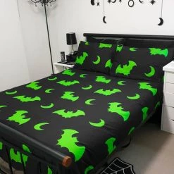 Best Sale 🧨 HELLS BLANKETS Bats Creature Of The Night [Toxic] | SUPER KING QUILT SET** 🎁 -Halloween Decor Sale Hells Blankets Creatureofthenight 21 17879272 4c03 4d09 92fc e6738a263dd3 700x700