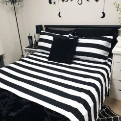 Coupon 🎉 HELLS BLANKETS Beetlejuice Showtime Creeps | KING QUILT SET ⌛ -Halloween Decor Sale Hells Blankets Showtime Creeps Quilt Set 06 ad0b953c 5fb5 4767 a66a 46e574c4b8c4 700x700