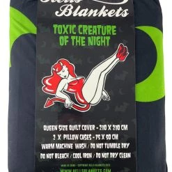 Hot Sale ✔️ HELLS BLANKETS Bats Creature Of The Night [Toxic] | QUEEN QUILT SET* 😉 -Halloween Decor Sale Hells Blankets Toxic Creature Queen 3e31819d 5668 4c1f be96 5284434f6185 700x700
