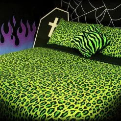 Best deal 💯 HELLS BLANKETS Gothic Homewares Acid Leopard | QUEEN QUILT SET 🎉 -Halloween Decor Sale acid leopard 700x700
