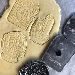 New ❤️ KILLSTAR Gothic Homewares Witchy | COOKIE CUTTERS ⭐