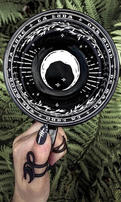 Deals โญ ROGUE AND WOLF Gothic Homewares La Lune | MUG" ๐งจ 5 Deals โญ ROGUE AND WOLF Gothic Homewares La Lune | MUG" ๐งจ - Image 3