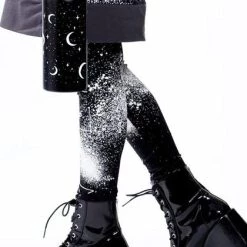 Promo ⌛ ROGUE AND WOLF The Nightmare Before Christmas Moonlight [900ml] | INSULATED BOTTLE" ⭐ -Halloween Decor Sale rogue and wolf moonlight 900ml insulated bottle 8 acbe3e86 8e77 41ab 95ba f895756ca87f 700x700